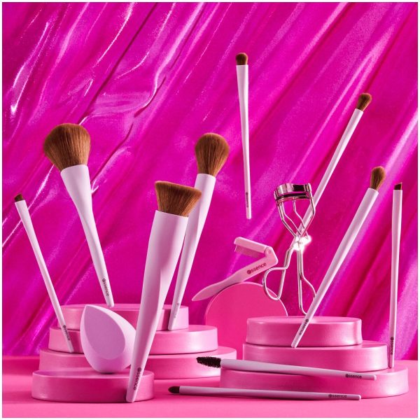 Blush & Highlighter Brush pędzel do różu i rozświetlacza on Sale