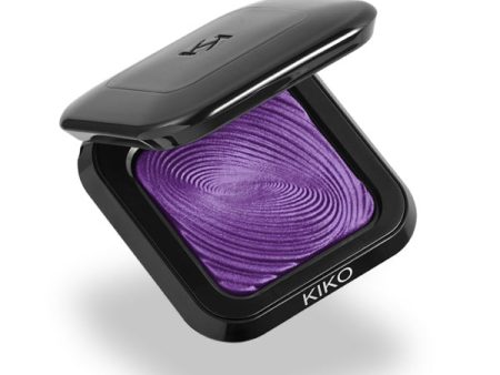 Water Eyeshadow cień zapewniający natychmiastowy kolor do nakładania na sucho i na mokro 13 Violet 3g Fashion